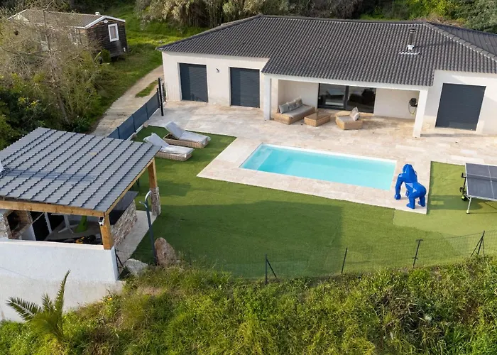 Moderne Piscine Vue 빌라 *